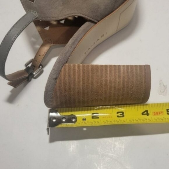 TAHARI SZ 9 Taupe 4" Block Heel Suede Cutout Detailing Open Toe Buckle Slingback - Picture 7 of 7